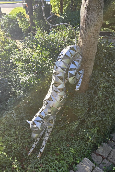 Lebensgroßer Leopards aus Eisen